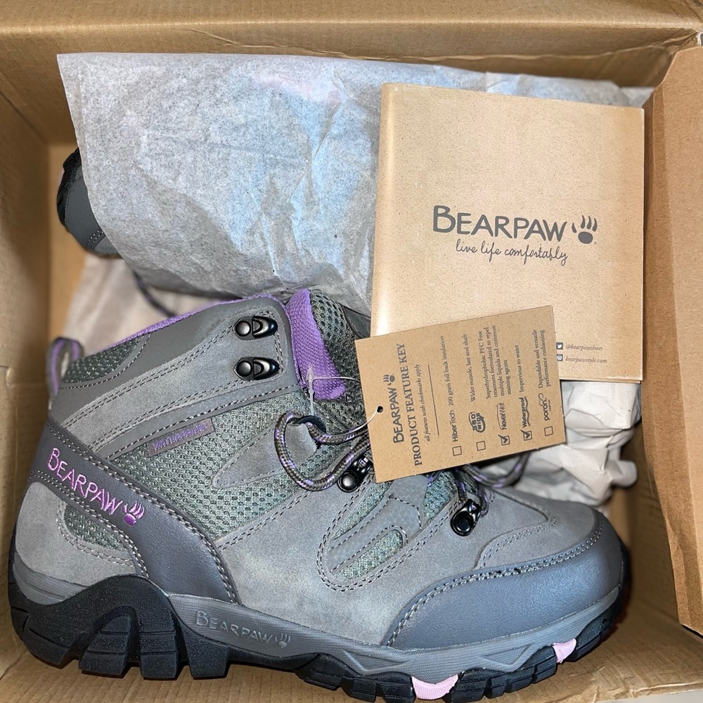 BearPaw Boots✨
